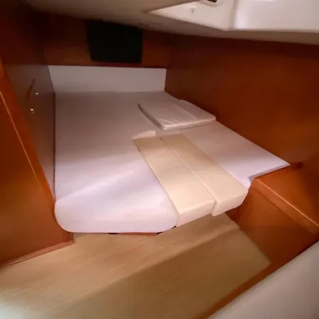 Apartment Experience Sur Un Bateau - Conforme Au Nouveau Reglement La Rochelle (Charente-Maritime)