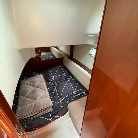 Apartment Experience Sur Un Bateau - Conforme Au Nouveau Reglement La Rochelle (Charente-Maritime)