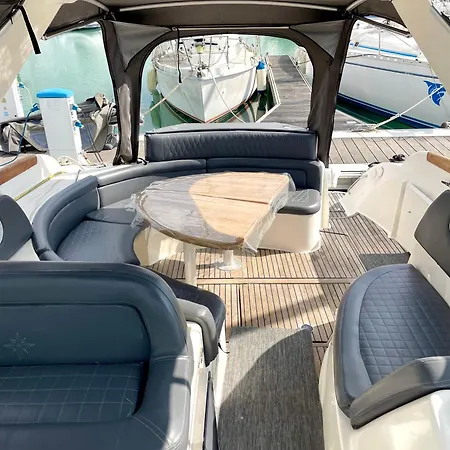 Apartment Experience Sur Un Bateau - Conforme Au Nouveau Reglement La Rochelle (Charente-Maritime)