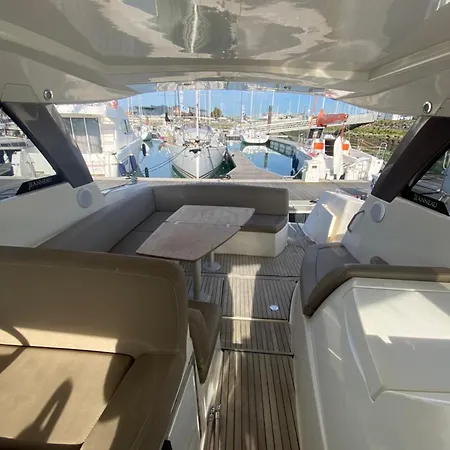 Experience Sur Un Bateau - Conforme Au Nouveau Reglement Apartment