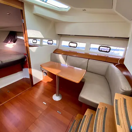 Apartment Experience Sur Un Bateau - Conforme Au Nouveau Reglement *