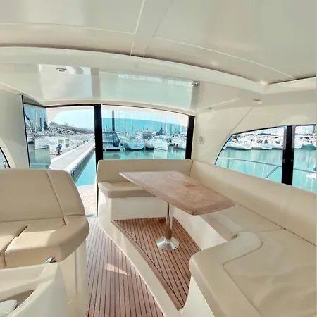 Apartment Experience Sur Un Bateau - Conforme Au Nouveau Reglement La Rochelle (Charente-Maritime)